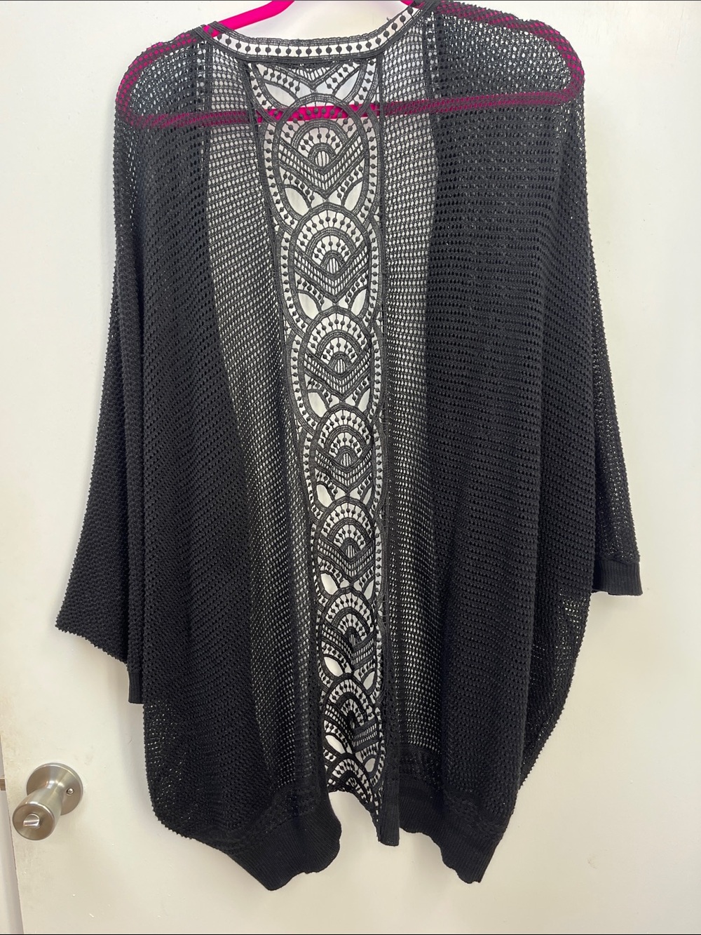 Torrid Black Open-Knit Dolman Sleeve Cardigan, Size 1 - Picture 5 of 7